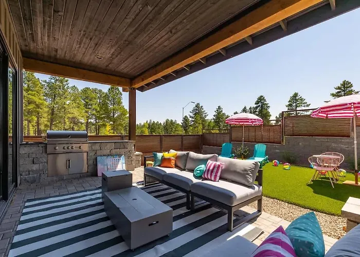 Barbie Dream House * Flagstaff